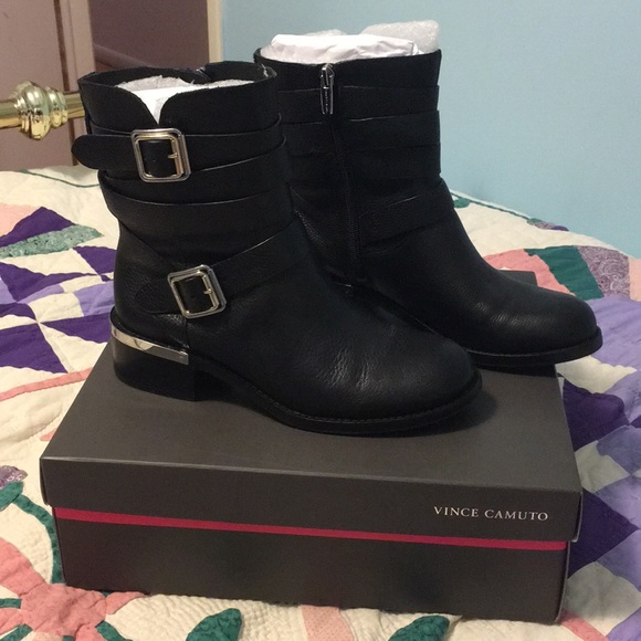 Vince Camuto Webey Booties Size 8 
